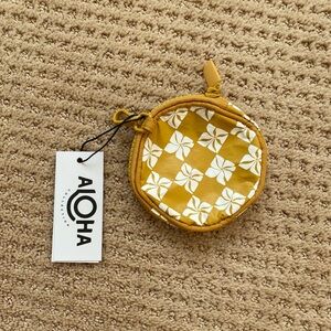 Aloha collection clip on pouch in mustard checkered print